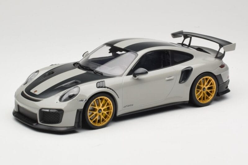 Porsche 911 991.2 GT2 RS Chalk Weissach Package Jantes Dorées Minichamps 1:18 155068304 Métal