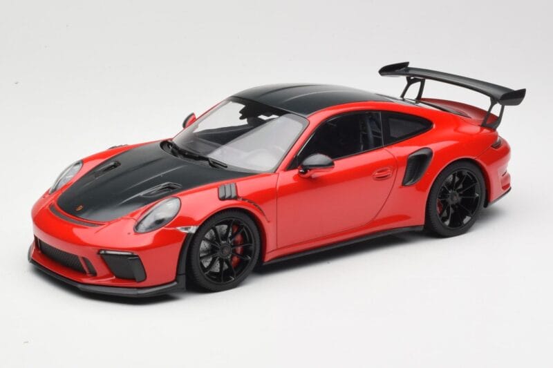 Porsche 911 991.2 GT3 RS Weissach Package Rouge avec Jantes Noires Minichamps 1:18 155068230 Métal