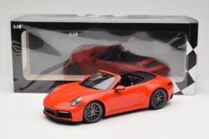 Porsche 911 992 Carrera 4S Cabriolet Orange Minichamps 1:18 155067334 Métal — image 6 sur 6