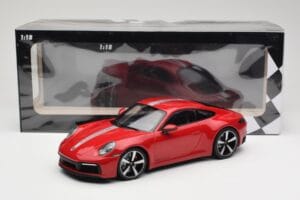 Porsche 911 992 Carrera 4S Carmine Red Minichamps 1:18 155067326 Métal — image 6 sur 6