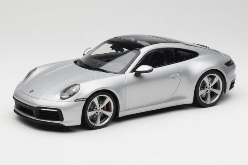 Porsche 911 992 Carrera 4S Argent Minichamps 1:18 155067322 Métal