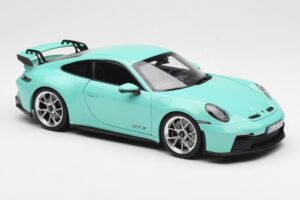 Porsche 911 992 GT3 Mint Vert Norev 1:18 187316 Métal — image 6 sur 8