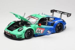 Porsche 911 992 GT3 R Falken #44 D. Eriksson / T. Heinemann 24 Hours of Nurburgring 2023 Minichamps 1:18 113236344 Métal — image 2 sur 8