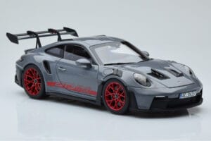 Porsche 911 992 GT3 RS Arctic Gris Pyro Rouge Norev 1:18 187350 Métal — image 6 sur 8