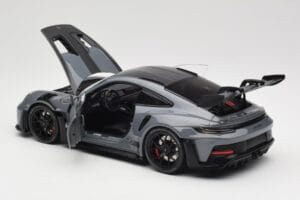 Porsche 911 992 GT3 RS Crayon Weissach Package & Black Wheels Minichamps 1:18 110062024 Métal — image 5 sur 8