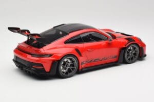 Porsche 911 992 GT3 RS Guards Rouge & Roues Argent Weissach Package Minichamps 1:18 153062246 Métal — image 2 sur 6