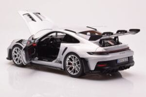 Porsche 911 992 GT3 RS Ice Gris Norev 1:18 187359 Métal — image 5 sur 8