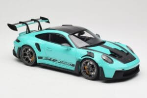 Porsche 911 992 GT3 RS Python Green & Dark Silver Wheels Minichamps 1:18 110062026 Métal — image 6 sur 8