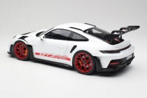 Porsche 911 992 GT3 RS Blanc & Pyro Rouge Norev 1:12 127530 Métal — image 5 sur 6