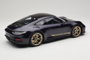 Porsche 911 992 GT3 Touring Viola Metallic GT Spirit 1:12 GT937 Résine — image 2 sur 6