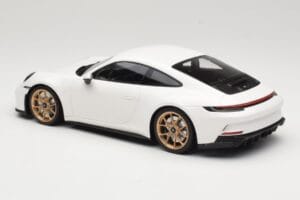Porsche 911 992 GT3 Touring Blanc Neodyme Wheels Minichamps 1:18 117069022 Métal — image 5 sur 6