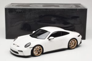 Porsche 911 992 GT3 Touring Blanc Neodyme Wheels Minichamps 1:18 117069022 Métal — image 6 sur 6