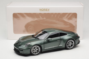 Porsche 911 992 S/T Malachite Green Metallic Norev 1:18 187472 Métal — image 8 sur 8