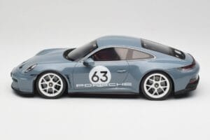 Porsche 911 992 ST Gentian Blue Metallic GT Spirit 1:18 GT491 Résine — image 3 sur 6