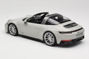 Porsche 911 992 Targa 4 GTS Gris Minichamps 1:18 155061064 Métal — image 5 sur 6