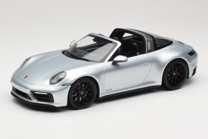 Porsche 911 992 Targa 4 GTS Argent Minichamps 1:18 155061061 Métal