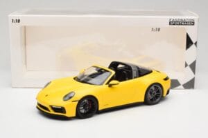 Porsche 911 992 Targa 4 GTS Jaune Minichamps 1:18 153061064 Métal — image 6 sur 6