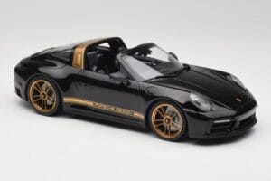 Porsche 911 992 Targa Porsche Design Noir & Or Concept Minichamps 1:18 PORSCHE001 Métal — image 4 sur 6