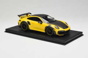 Porsche 911 992 TechArt GTstreet R Jaune Avec Roues Noires TechArt 1:18 REMC011 Résine — image 4 sur 6