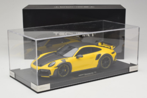 Porsche 911 992 TechArt GTstreet R Jaune Avec Roues Noires TechArt 1:18 REMC011 Résine — image 6 sur 6