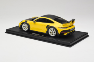 Porsche 911 992 TechArt GTstreet R Jaune Avec Roues Blanches TechArt 1:18 REMC015 Résine — image 4 sur 6