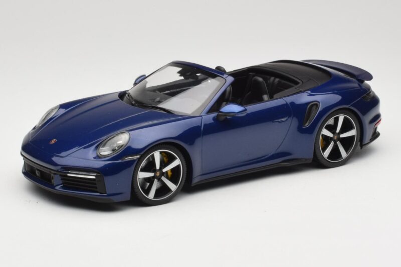 Porsche 911 992 Turbo S Cabriolet Blue Metallic Minichamps 1:18 155069081 Métal