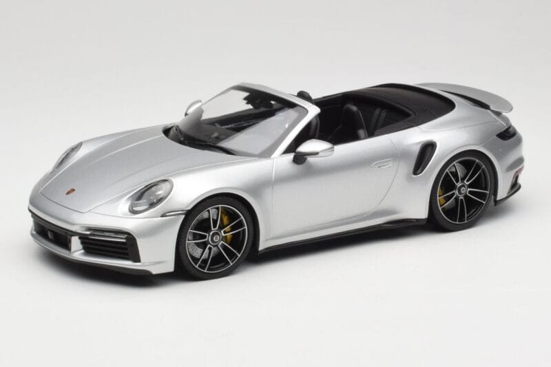 Porsche 911 992 Turbo S Cabriolet Argent Minichamps 1:18 155069082 Métal