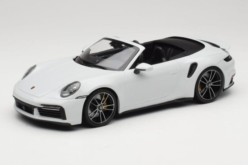 Porsche 911 992 Turbo S Cabriolet White Metallic Minichamps 1:18 155069080 Métal