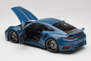 Porsche 911 992 Turbo S Coupe Sport Design Bleu Minichamps 1:18 113069073 Métal — image 5 sur 8