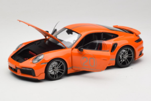 Porsche 911 992 Turbo S Coupe Sport Design Orange Minichamps 1:18 113069074 Métal — image 2 sur 8