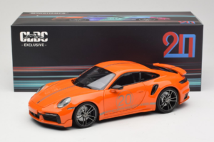 Porsche 911 992 Turbo S Coupe Sport Design Orange Minichamps 1:18 113069074 Métal — image 8 sur 8