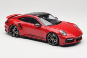 Porsche 911 992 Turbo S Rouge Minichamps 1:18 155069070 Métal — image 4 sur 6