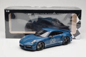 Porsche 911 992 Turbo S Sport Design Package Gentian Blue Metallic Minichamps 1:18 155069170 Métal — image 6 sur 6