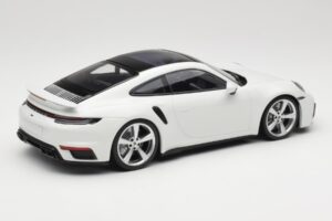 Porsche 911 Turbo S 992 Blanc Minichamps 1:18 WAP0211620RTRB Métal — image 2 sur 6