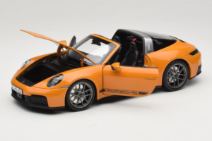 Porsche 911 992.2 Targa 4 GTS Bahama Yellow Norev 1:18 187190 Métal — image 2 sur 10