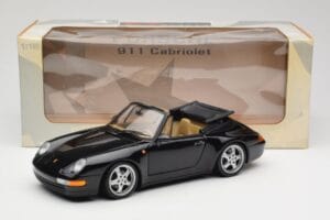 Porsche 911 993 Cabriolet Noir UT Models 1:18 27806-U1 Métal — image 8 sur 8