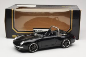 Porsche 911 993 Carrera Cabriolet Noir Bburago 1:18 3090-M1 Métal — image 8 sur 8