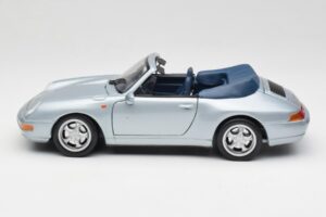 Porsche 911 993 Carrera Cabriolet Argent Maisto 1:18 100299-M1 Métal — image 4 sur 8