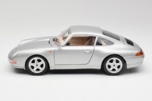Porsche 911 993 Carrera Argent Bburago 1:18 3050-M1 Métal — image 3 sur 8