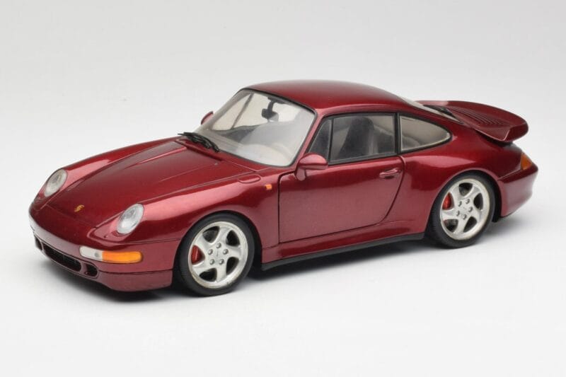 Porsche 911 993 Turbo Arena Rouge Métallisé UT Models 1:18 27811 Métal