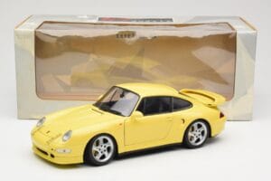 Porsche 911 993 Turbo S Jaune UT Models 1:18 27836 Métal — image 8 sur 8