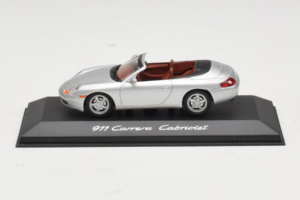 Porsche 911 996 Cabriolet Argent Minichamps 1:43 WAP02004097 Métal
