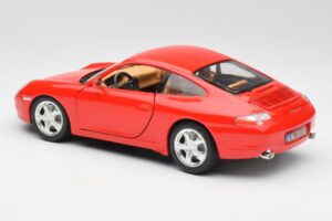 Porsche 911 996 Carrera 4 Rouge Bburago 1:18 30085 Métal — image 7 sur 8