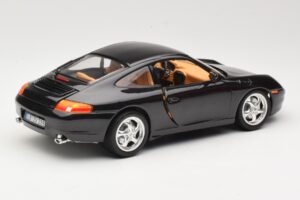 Porsche 911 996 Carrera Noir Bburago 1:18 3385-M2 Métal — image 3 sur 8