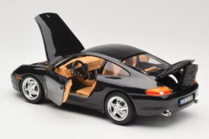Porsche 911 996 Carrera Noir Bburago 1:18 3385-M2 Métal — image 5 sur 8
