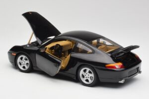 Porsche 911 996 Carrera Noir Gate 1:18 1043 Métal — image 5 sur 8