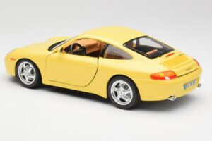 Porsche 911 996 Carrera Jaune Bburago 1:18 30085-M1 Métal — image 7 sur 8