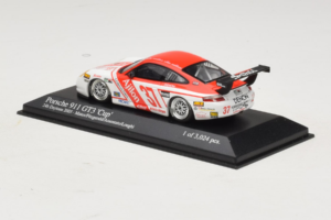 Porsche 911 996 GT3 Cup #37 Matos / Fitzgerald Rolex 24 at Daytona 2005 Minichamps 1:43 400056237 Métal — image 3 sur 4