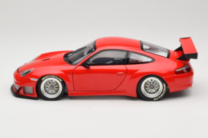 Porsche 911 996 GT3 RSR FIA GT 2004 Rouge Minichamps 1:18 100046400 Métal — image 4 sur 8