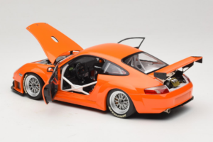 Porsche 911 996 GT3 RSR Orange ALMS 2004 Minichamps 1:18 100046402 Métal — image 5 sur 8